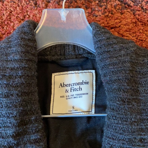 Abercrombie & Fitch jeans jacket and scarf - Picture 2 of 9